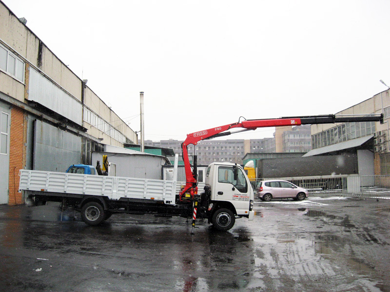 ISUZU NQR75 (3 тонны)