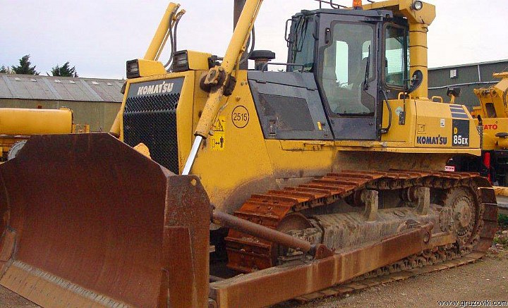 Komatsu D85EX-15