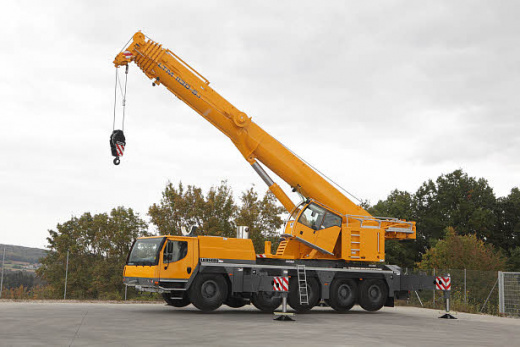 Liebherr LTM 1130 - 130 тонн