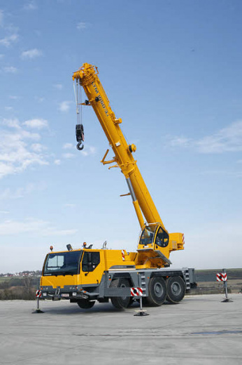 Liebherr LTM 1050 - 50 тонн